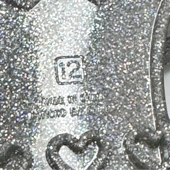 Old Navy Girls Silver Glitter Fisherman Ankle Strap Sandals Sz 12 - Picture 10 of 10